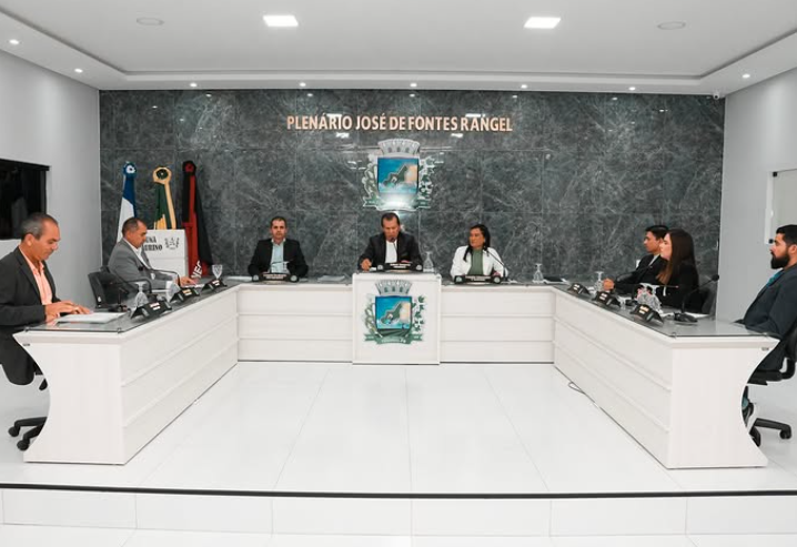 CÂMARA MUNICIPAL DE TENÓRIO REALIZOU SESSÃO ORDINÁRIA  Nesta sexta-feira, 18 de setembro, a Câmara Municipal de Tenório realizou mais uma Sessão Ordinária, contando com a presença de todos os vereadores e da população em geral.